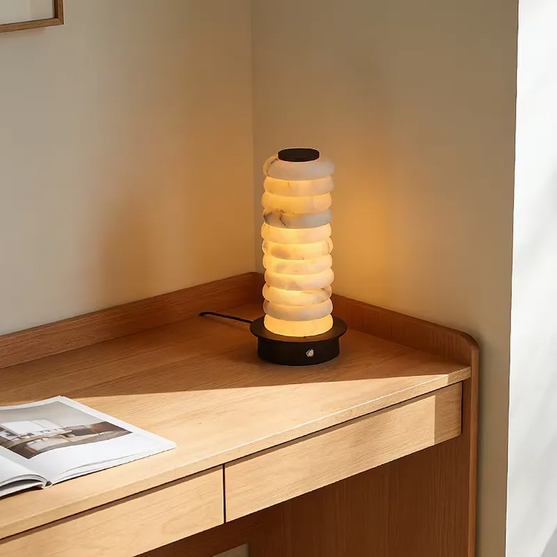 Luxe Spaanse marmeren bureaula - Solar Lamp recensie en prijs