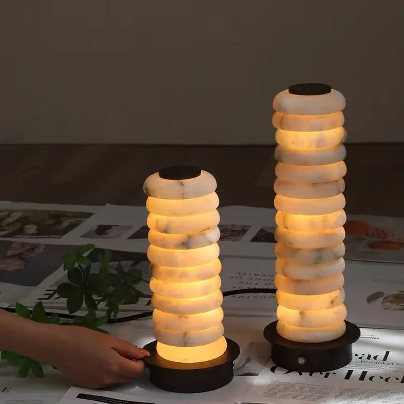 Luxe Spaanse marmeren bureaula - Solar Lamp recensie en prijs